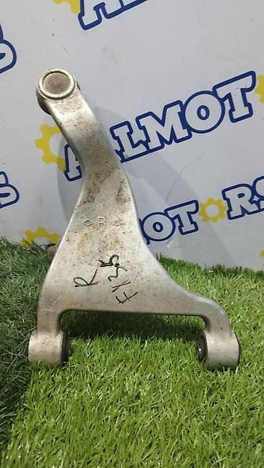 Задний правый рычаг Infiniti Б/у, Оригинал