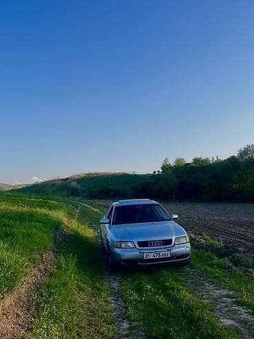 Audi: Audi A4: 1995 г., 1.8 л, Механика, Бензин, Седан — 4
