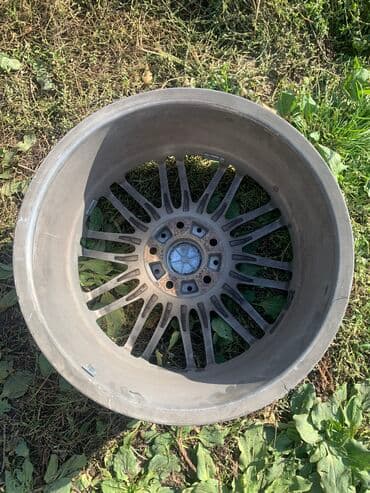 зимние шины на ниву 21214: Литые Диски R 18 BMW, Комплект, отверстий - 5, Б/у — 11