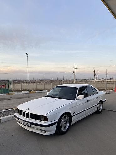 продаю бмв: BMW 5 series: 1990 г., 2.5 л, Механика, Бензин, Седан — 1