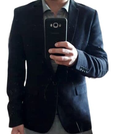 Костюмы: Пиджак примерно на рост 160см Цвет: темно синий Купил в бутике brand — 2