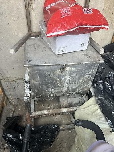 Строительная техника: Бетономешалка Принудительная — 1