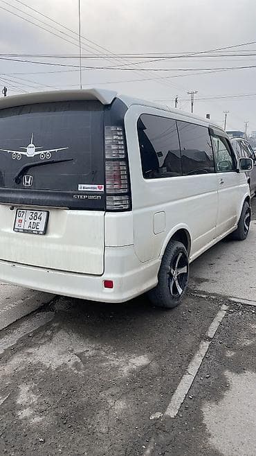 жета: Honda Stepwgn: 2004 г., 2 л, Автомат, Бензин, Минивэн — 3