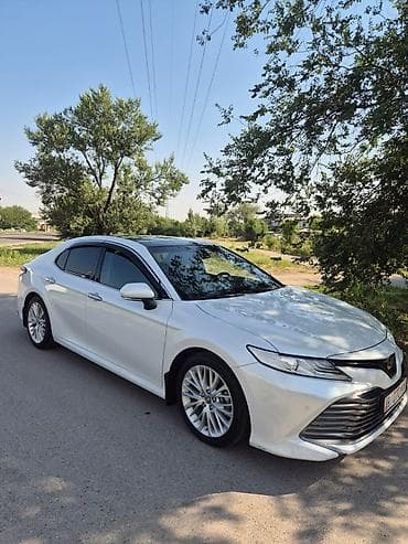 авто выхлоп: Toyota Camry: 2018 г., 2.5 л, Автомат, Бензин, Седан — 4