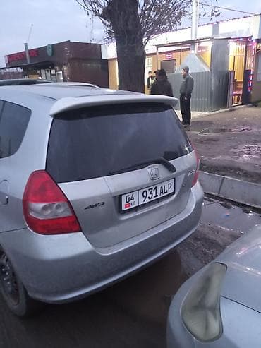 i vtec: Honda Fit: 2001 г., 1.3 л, Вариатор, Бензин, Хэтчбэк — 3