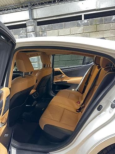 лексус es: Lexus ES: 2022 г., 2.5 л, Автомат, Гибрид, Седан — 9