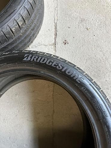 255 40 r20: Пара летних шин 255/40 R20 - Состояние: 85% - Размер: 255/40 R20 - — 5