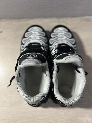 Туфлилер: Эркектердин кроссовкасы, 41, Nike, Колдонулган, түсү - Ак, Өзү алып кетүү, Акылуу жеткирүү — 6