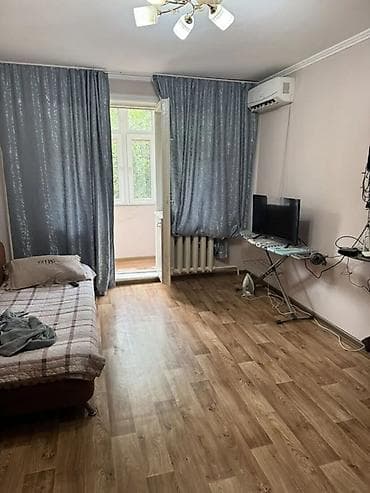 8: 1 комната, 33 м², 8 мкр 104 серия, 3 этаж — 1