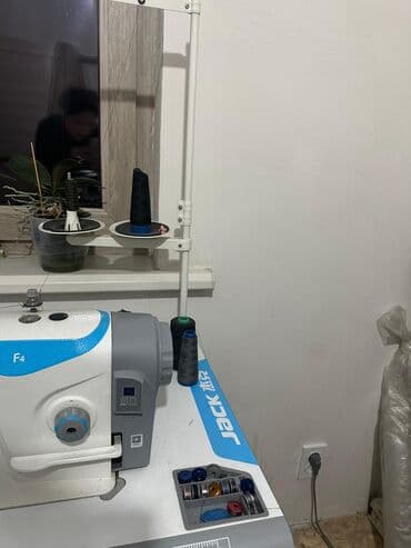 швейная машинка 4х нитка: Швейная машина Jack, Оверлок, Швейно-вышивальная, Автомат — 5