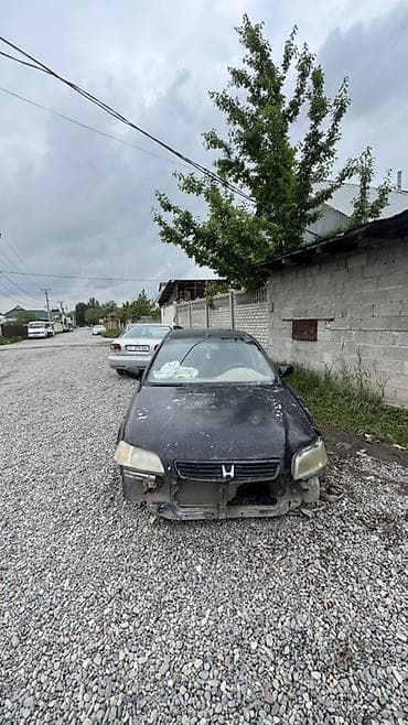 запчаст адисей: Honda Civic: 1999 г., Седан — 4
