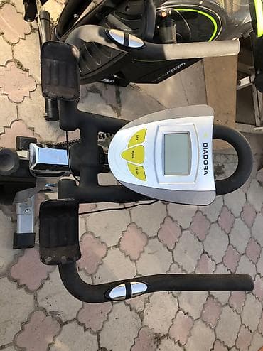 racer: Профессиональный велотренажер 🟥🔥 Спин-байк Diadora Racer 25 С цифровым — 3