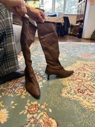 сапоги лакированные на высоких каблуках: Высокие женские сапоги-ботфорты на каблуке «рюмочка». - Цвет — 2