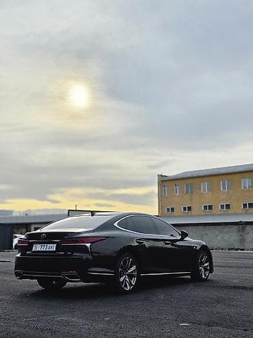 ткани на авто: Lexus LS: 2018 г., 3.5 л, Автомат, Бензин, Седан — 4