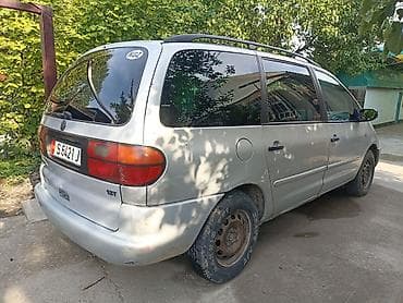 вкупка машина: Volkswagen Sharan: 1998 г., 1.9 л, Механика, Бензин, Минивэн — 2