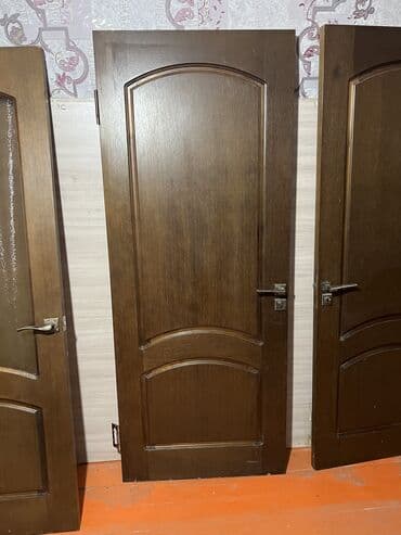 бу вората: 5-шт по 5000-сом Межкомнатные двери, классический дизайн. - Материал — 4