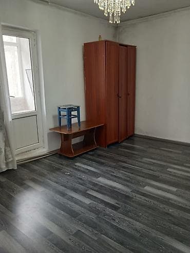 1 бөлмө, 34 м², 105-серия, Аламедин-1 мкр 105-серия, 5 кабат, Эски ремонт — 1