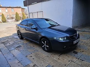 Honda Accord: 2003 г., 2 л, Типтроник, Бензин, Седан at lalafo.kg Honda Accord: 2003 г., 2 л, Типтроник, Бензин, Седан