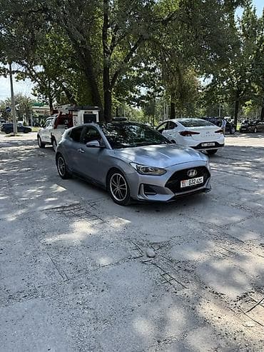 Продажа авто: Hyundai Veloster: 2018 г., 1.6 л, Автомат, Бензин, Хэтчбэк — 3