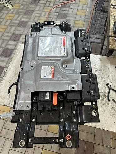 гибрид машины: Батарея Hynday Kia 
Гибрид — 1