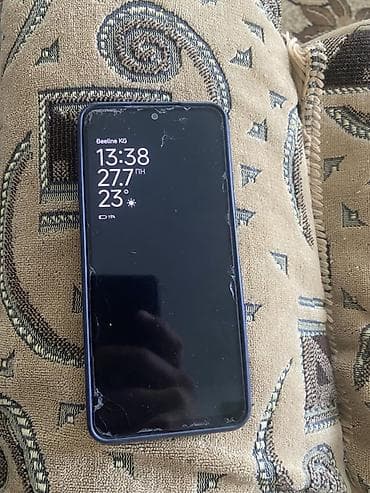Мобильные телефоны и аксессуары: Xiaomi Redmi Note 12, 8/128 ГБ Коробка есть Все трещины это на — 2