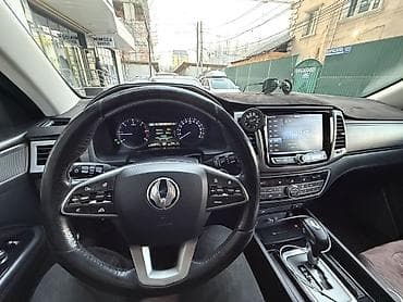 машина ли: Ssangyong Rexton: 2018 г., Автомат, Внедорожник — 6