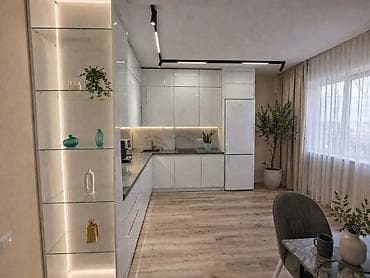 помещение сто: Сдаётся офисное помещение посуточно — 80 м² Предлагается в аренду — 3