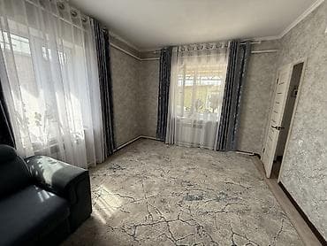 Продаётся одноэтажный дом с закрытым двором. Основные характеристики — 10