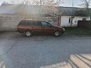 4x114 3: Volkswagen Passat Variant: 1993 г., Универсал — 3