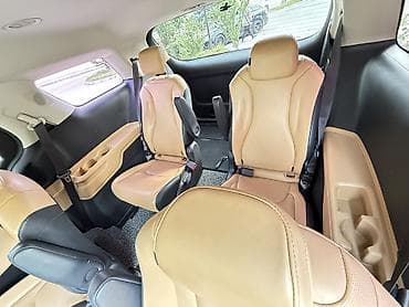 byd e7: Kia Carnival: 2021 г., 2.2 л, Автомат, Дизель, Минивэн — 9