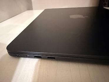 a 72: Продам MacBook Air M4 16/256 Midnight Почти новый, в идеальном — 2