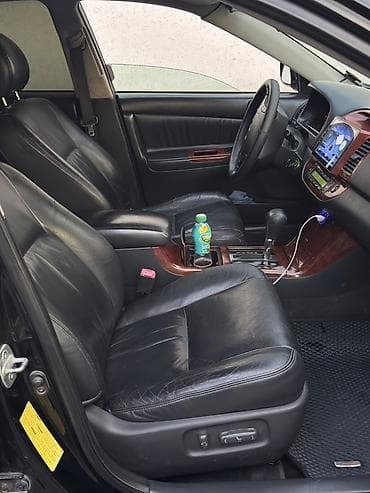 классические автомобили: Toyota Camry: 2005 г., 2.4 л, Автомат, Бензин, Седан — 9