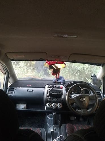 1: Honda Fit: 2003 г., 1.3 л, Вариатор, Бензин, Хэтчбэк — 4