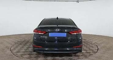 Транспорт: Hyundai Elantra: 2017 г., Бензин, Седан — 3