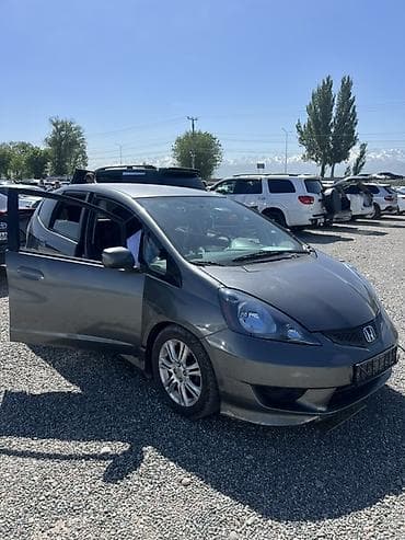 daihatsu yrv: Honda Fit: 2010 г., Автомат, Бензин, Хэтчбэк — 5