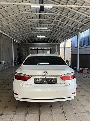 Продажа авто: Lexus ES: 2015 г., 2.5 л, Вариатор, Гибрид, Седан — 5
