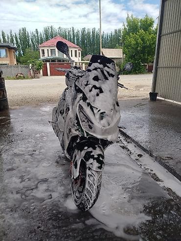 Скутеры: Тип скутера 175 куб. см, Бензин, Б/у — 2