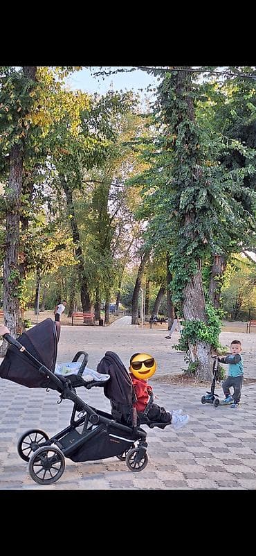 Детский транспорт: Коляска, Другой бренд, цвет - Черный, Б/у, Самовывоз — 1