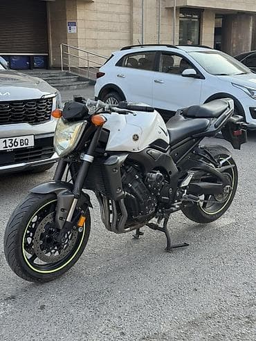 Классический мотоцикл Yamaha, 1000 куб. см, Бензин, Взрослый