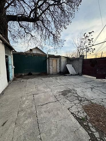 Дома: Продаю дом в центре города участок : по документам 2.9 фактически — 8