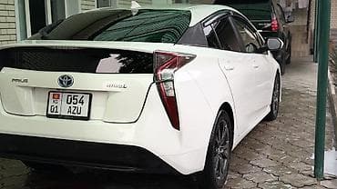 highlander 2012: Toyota Prius: 2017 г., 1.8 л, Вариатор, Гибрид, Седан — 4