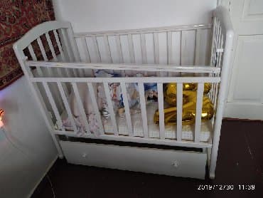 двухъярусная кровать трансформер в бишкеке: Детская кроватка. С маятником и с шкафчиком под кроваткой. Почти — 3