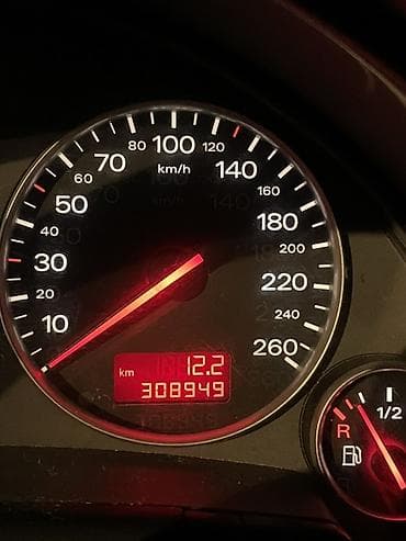 Audi: Audi A4: 2003 г., 2 л, Автомат, Бензин, Седан — 1