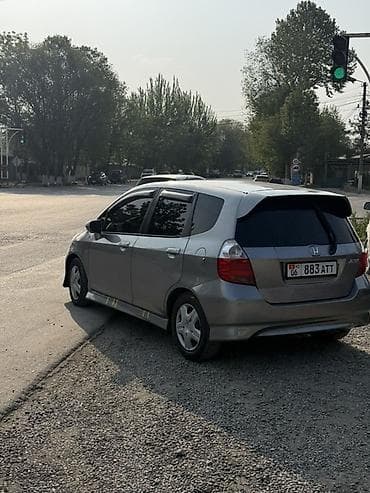 belarus 892 2: Honda Jazz: 2006 г., 1.3 л, Вариатор, Бензин, Хэтчбэк — 4