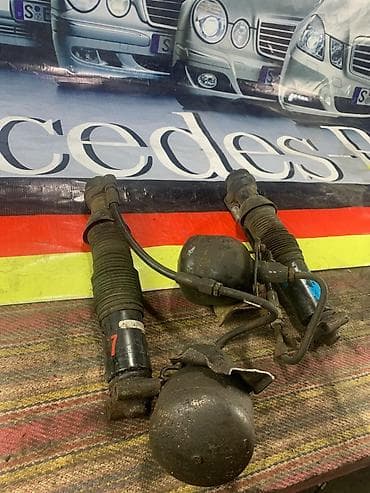 sprinter: Задний амортизатор, Задний пневмобаллон Mercedes-Benz Б/у, Оригинал — 1