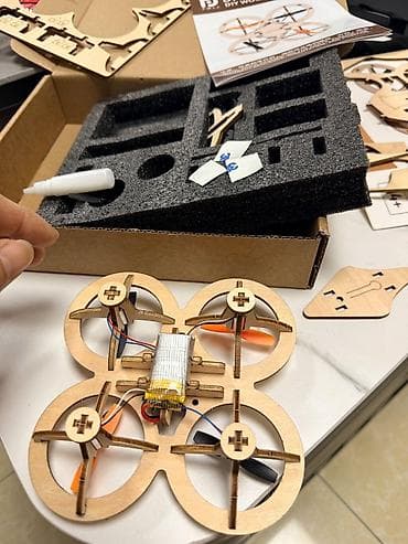 самолёт пульт управления: Конструктор-дрон с радиоуправлением (DIY набор) Под Заказ! 10-12 дней — 10
