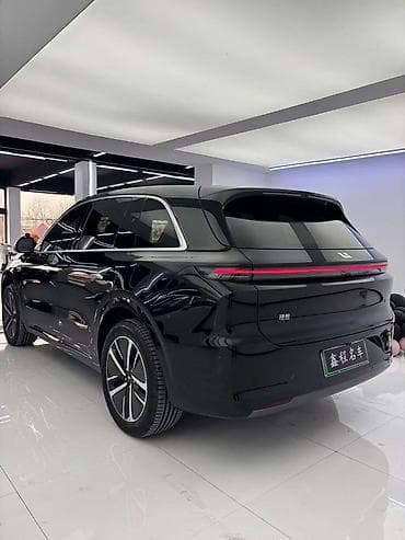 jac j7: Lixiang L6: 2024 г., Гибрид, Кроссовер — 2