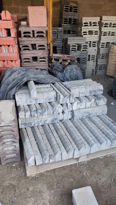 искусственный газон для футбольного поля цена: Садовый бордюр, Литой, Бетонный, С подсветкой, Новый — 7