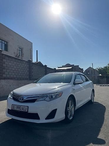elgrand e51: Toyota Camry: 2014 г., 2.5 л, Вариатор, Гибрид, Седан — 3