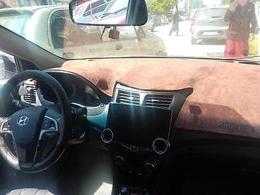 ош малибу: Hyundai Solaris: 2015 г., 1.6 л, Автомат, Бензин, Седан — 5